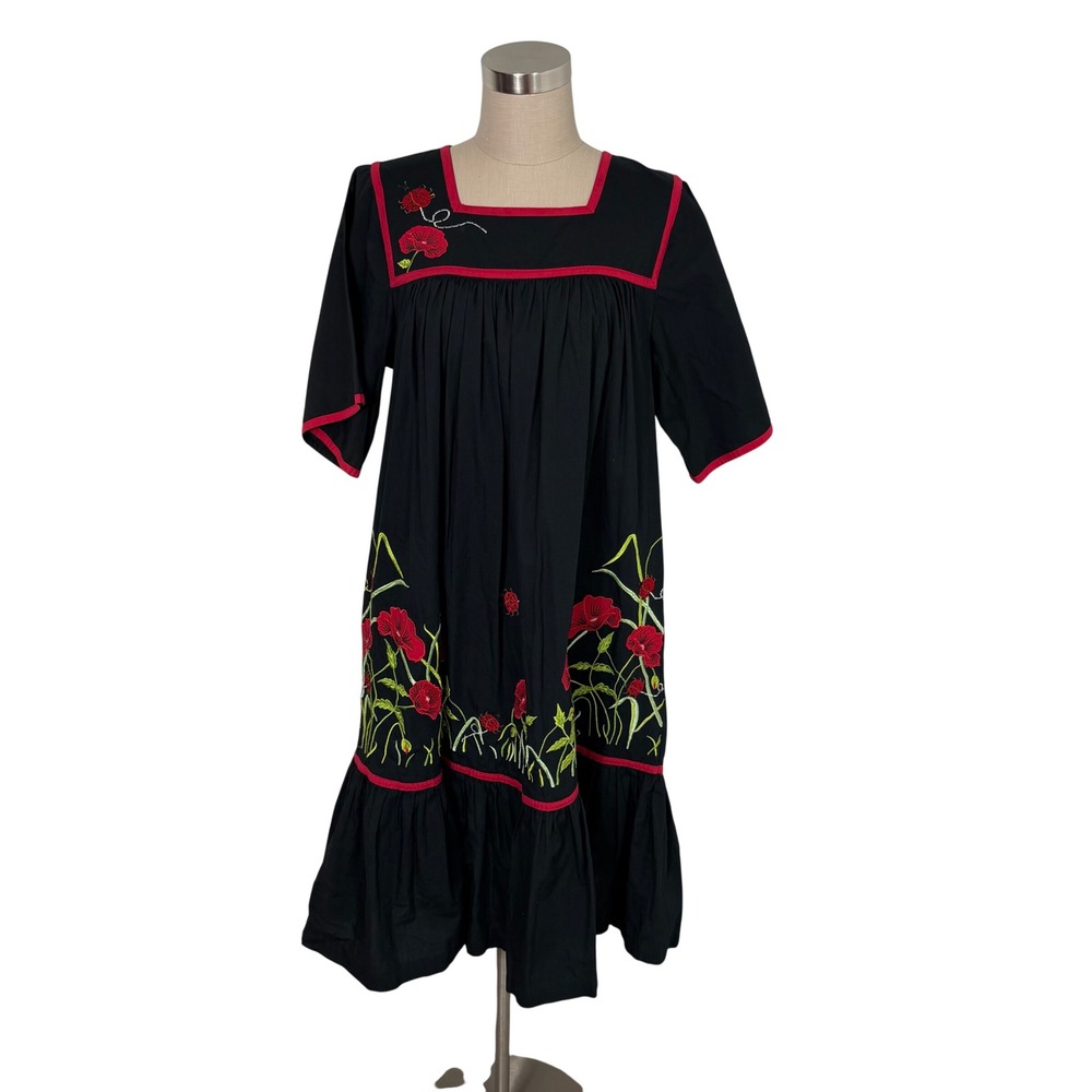 Vintage Go Softly Petite Babydoll Patio Dress Black Red Floral Embroidered‎ PS